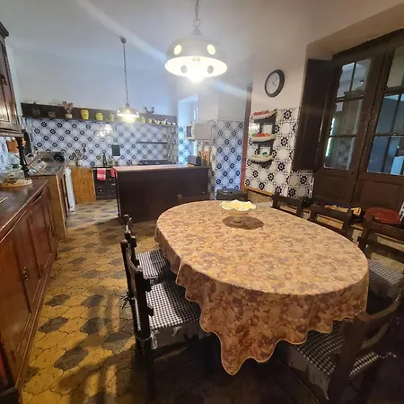 Angela Holiday home Valdaliga